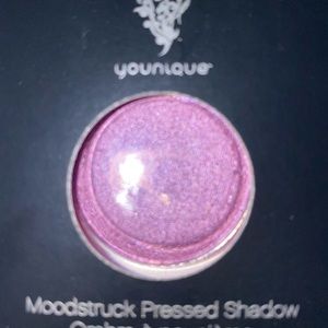 Moodstruck eye shadow